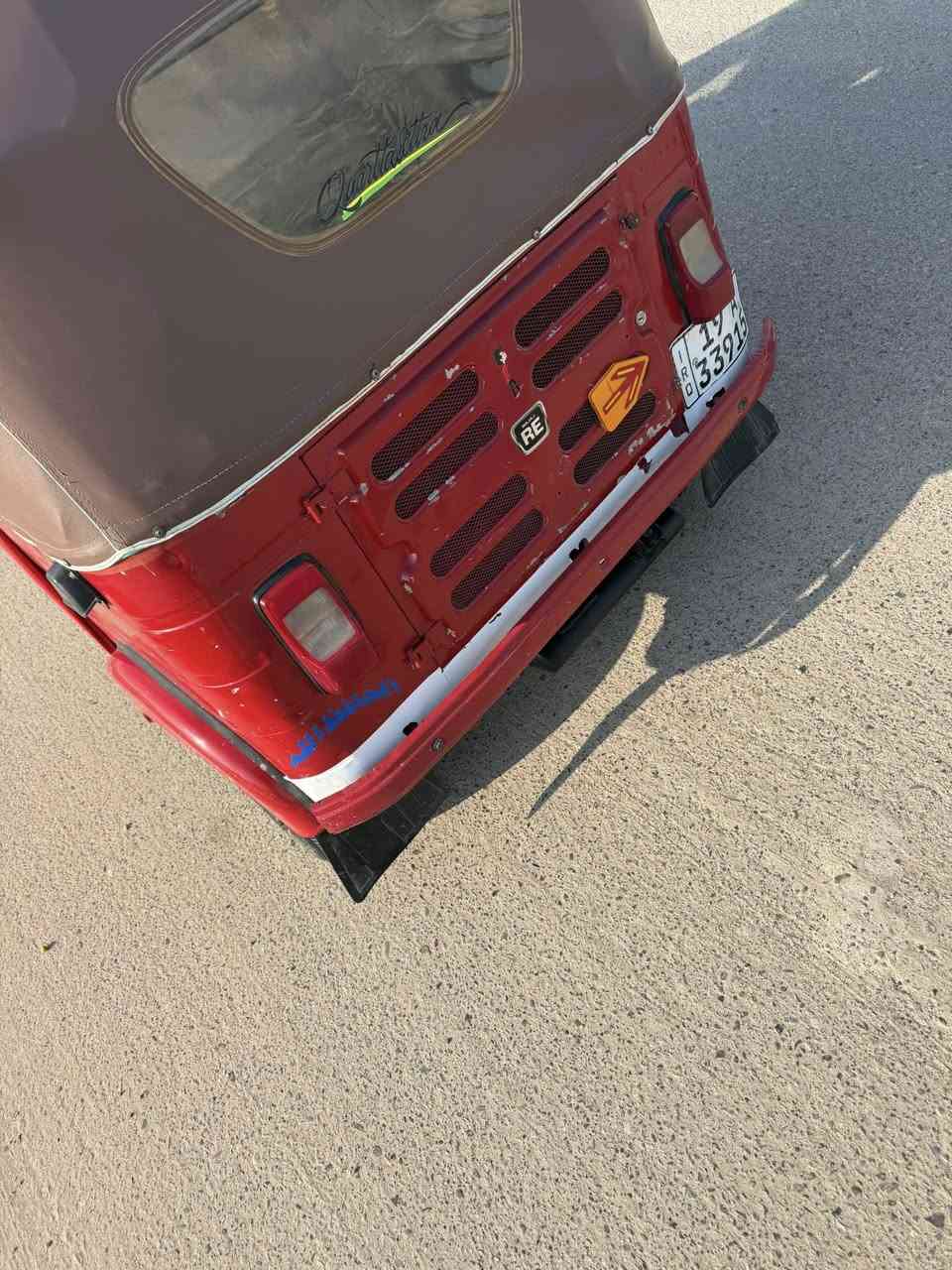 سلام وعليكم شباب تكتك للبيع مديل 18مرقمه باسمي  مشروع وطني تحويل ثاني يوم تكتك كامله كل نقص مابيه ع الفحص مكانه بغداد ابو غريب سعر تفضل خاص وتدلل او ع رقم *********** بي واتساب تفضل وتدلل
