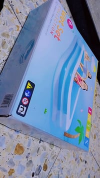 مسبح كبير • جديد • مستخدم مرّة