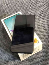 واي ٩ • ١٢٨ • كاميرا امامية معطلة