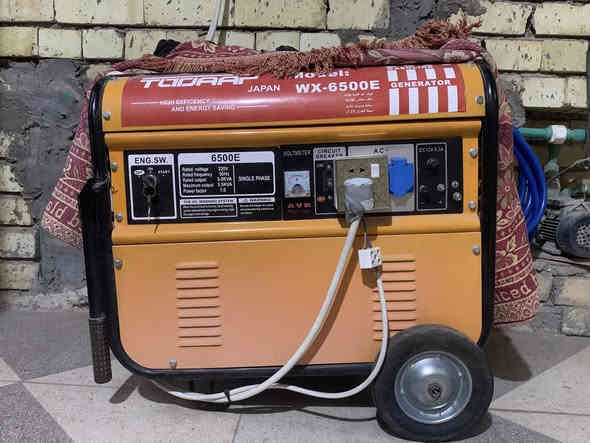 السلام عليكم مولده 5كيفي للبيع جديده حيل مشتغله ساعتين بس سويج هندر اشتريته بلباكيت مشتغله ساعتين فقط  سعر 350 قفل  رقم  ***********
