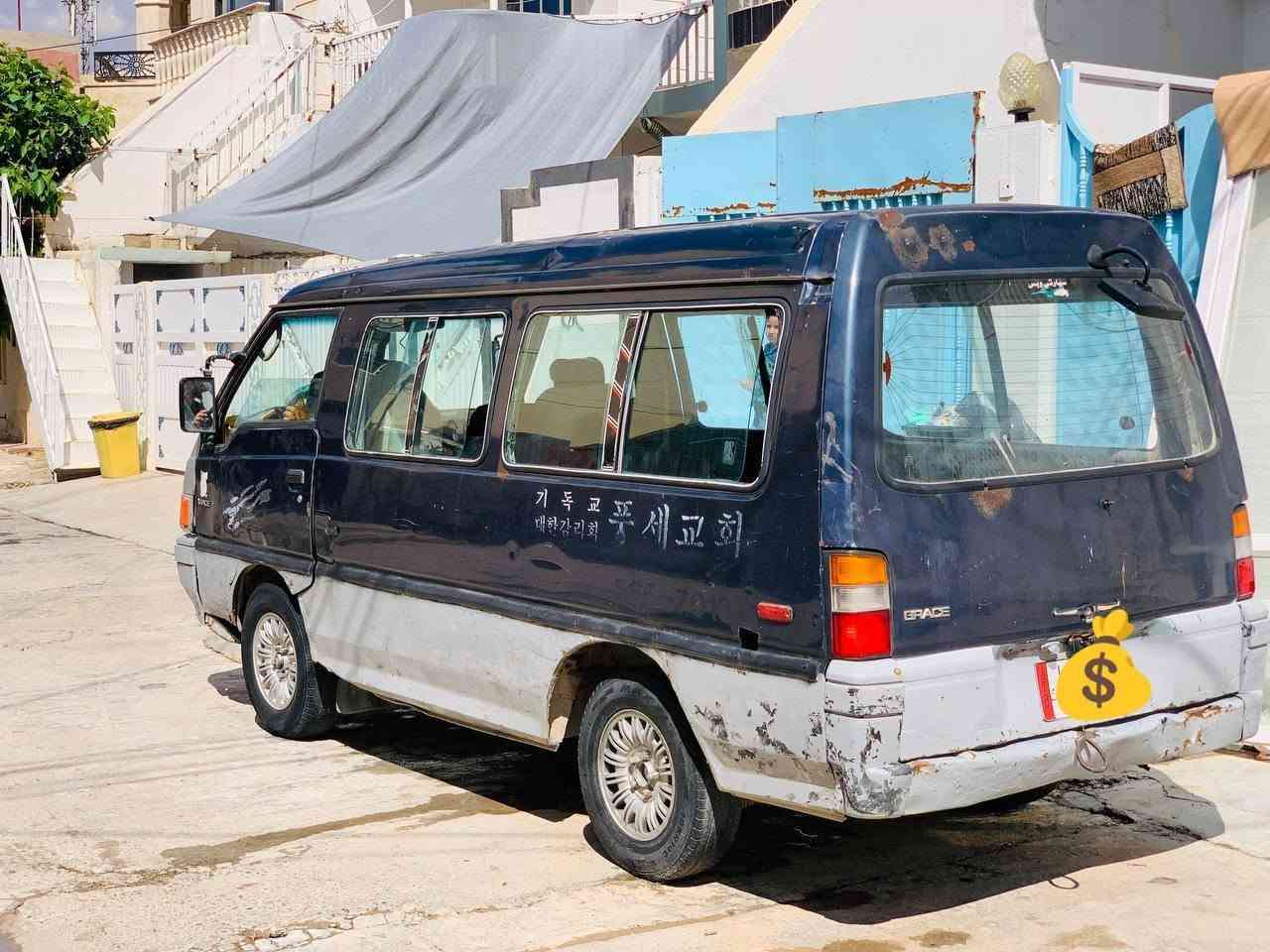 للبيع او مراوسه حسب القناعة هونداي 93
مکینە و گیر ونجی اوتوماتیك 
رقم ديالی الماني سنويه عاج صاقطة من ۲۰۲۰ تحويل مباشر 
سعر ۲۷ و بي مجال 
مكاني كلار 
***********
