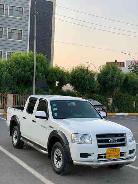 فۆرت ڕنجە رە مە کینە بنزینە بیلادە 12وبە خە  دبڵ آکسلە مودیل2009یە گێڕومە کینە وآکسلودبڵ آکسلی بشرت مە کینە ی نە کراوە تە وە بشرت سیارە کە بێی سبوخە بێی تە حدیلە سنە وی دوومانگە بە سە رچووە تە حویلوغرامە بشرت سحری100ورقە ومجالێکی کە م موبیل*********** رانية
