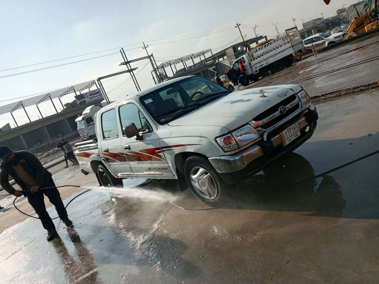 السلام عليكم للبيع بيكم موديل 2002 رقم بغداد الشرعي بل موصل سنويا لل2027 تريد وكالة تريد تحويل السعر
105 وبي مجال
للاتصال *********** 
***********
