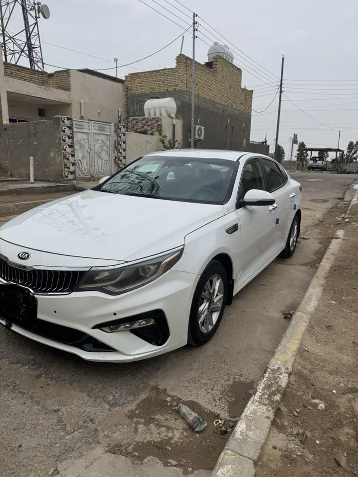 سلام عليكم اوبتما مديل 2020 وارد امريكي بيها قطعتين صبغ وقطعه تبديل الاماميات نص فول حساسات مري مسار ذاتي شاشاه كبيره مكينه مكفوله كير حداديه جديده سعرها 117 السياره حيل حلوه احلى من الصور ماشيه ٩٠ الف مكفوله من دواخل والايرباك شاصي مكفول ماكو هيج نضافه بهل سعر متوازي عل بيع 

‭٠٧٨٨ ٥٩٩ ٥١٧١‬
