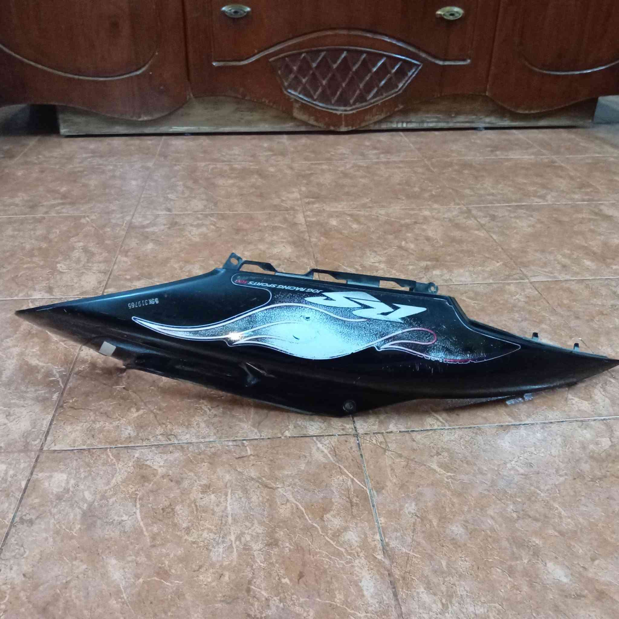 السلام عليكم  
 گفر ماكس عدله  صفاح و بچم بلاديلت مختمات اذا مو اصليات تاخذهن بلاش 
بفداد الشعب 
***********
فقط البچم تعبان شويه
