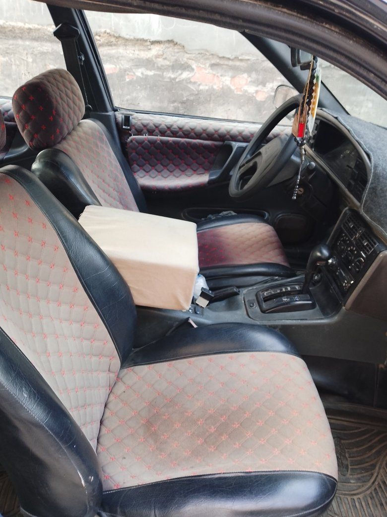 السلام عليكم برنس للبيع موديل 94 مكانه ديالى بعقوبه اسياره جديده تحويل ثانيوم مشروع وطني الرقم ***********
