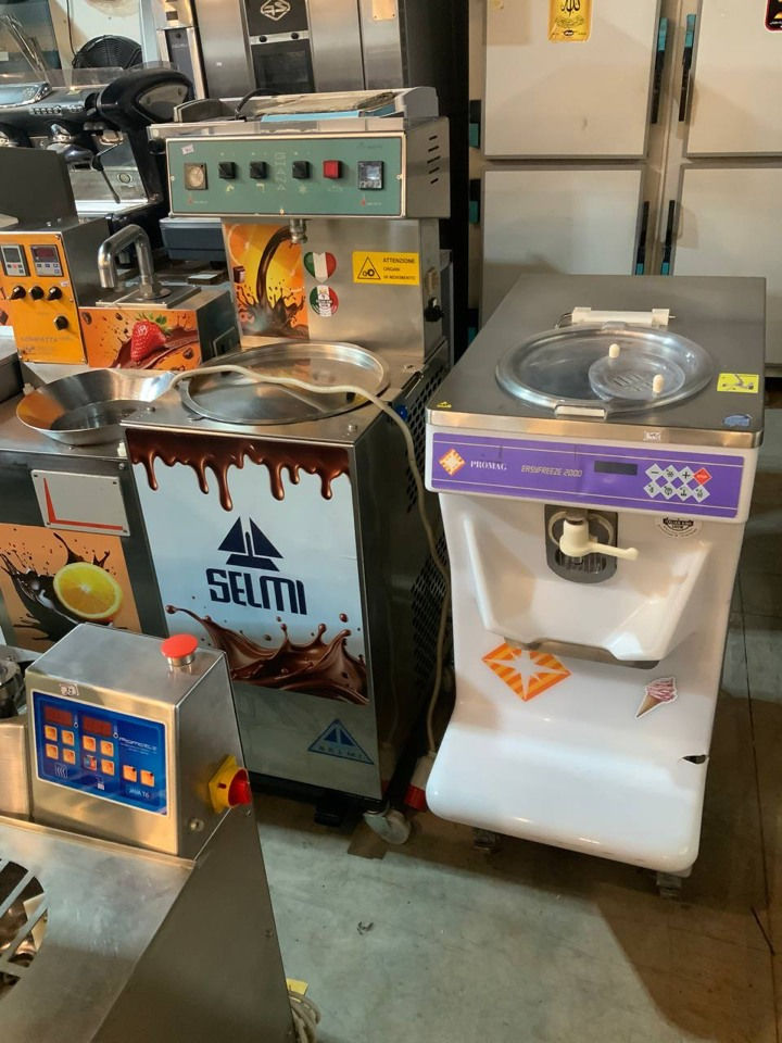 مساء الورد والياسمين و الخير 🇮🇶
افضل  انتاجيه دس Ds الايسكريم من شركات  ايطالية 
🇮🇹  
Carpigiani - Marc - Promag - Bravo - Frigomat 🍦❄️🍨🇮🇹
مديل ليمس و سويج 
١٢ - ٨ - ٦ - ٤ كيلو   
مواصفات عاليه انتاج سريع 
مستخدمه بايطاليه فقط 🇮🇹
دائمآ احدث الموديلات ايطالية 🇮🇹
📍العنوان : مقابل تيرمينال سليمانية 
التفاصيل
*********** 
WhatsApp: 00393899265052
