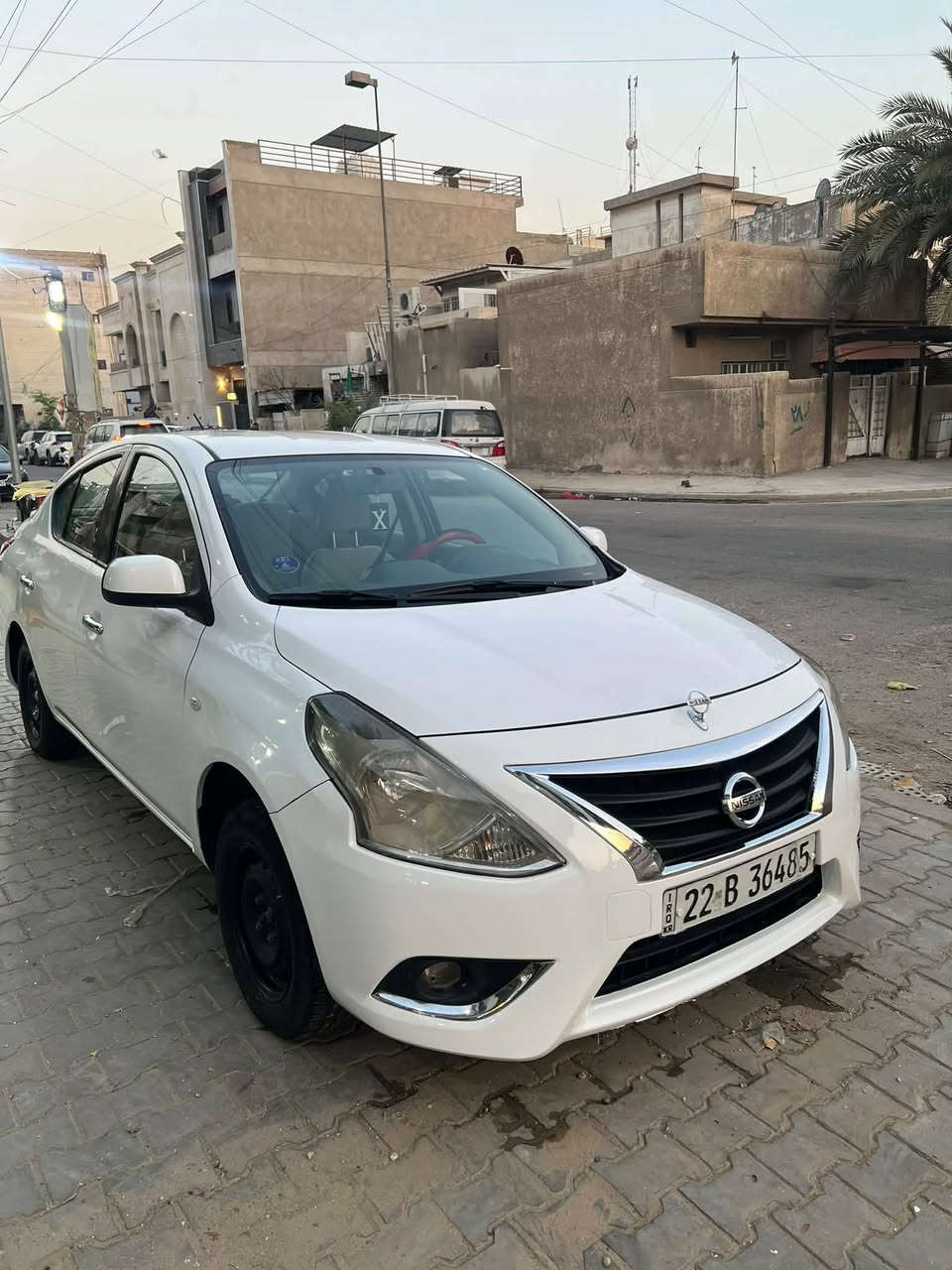 نيسان سني موديل 2019 رقم اربيل سنوية باسمي
سيارة بيه خشوم جاملغات امامي تكحيل 
وبنيد بارد بدون اي صبغ ماشيه 115 الف 
سيارة خير من الله صدر جديد تخم تايرات جديد تبريد خير من الله
سعره97 مكاني بغداد شارع فلسطين 
 
***********
