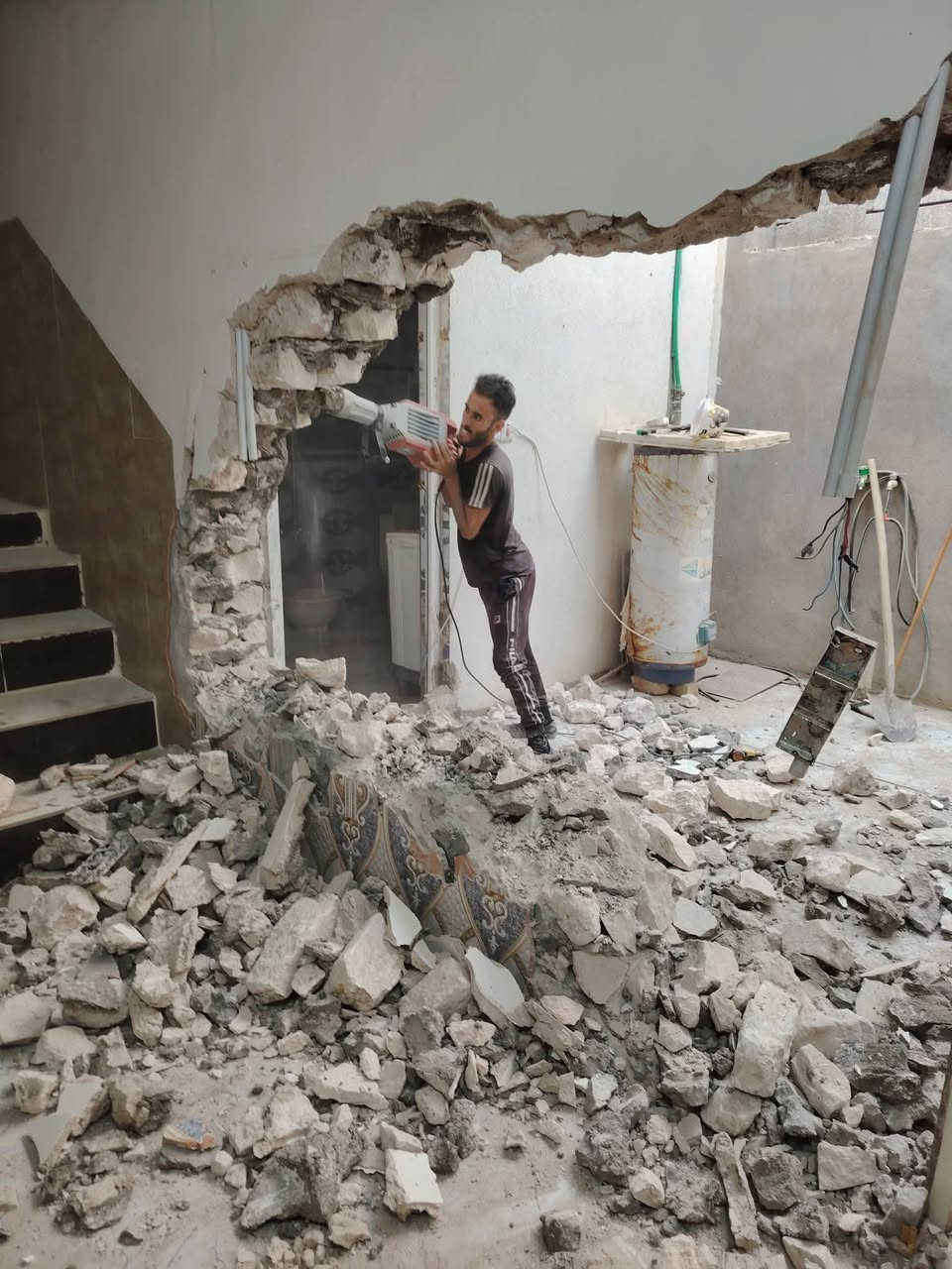 شتغل تنضيف بيوت تفليش دفن سبيس صب رضيه زفت ***********
