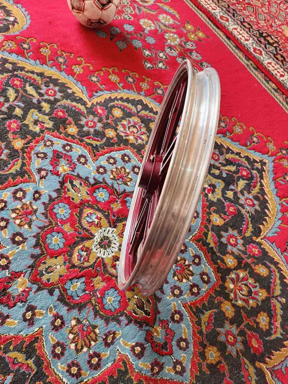 السلام عليكم ويل امامي سوينك سيفان موديل 2023 بعده جديد والله  مكاني بيجي السعر 30 رقم ***********
