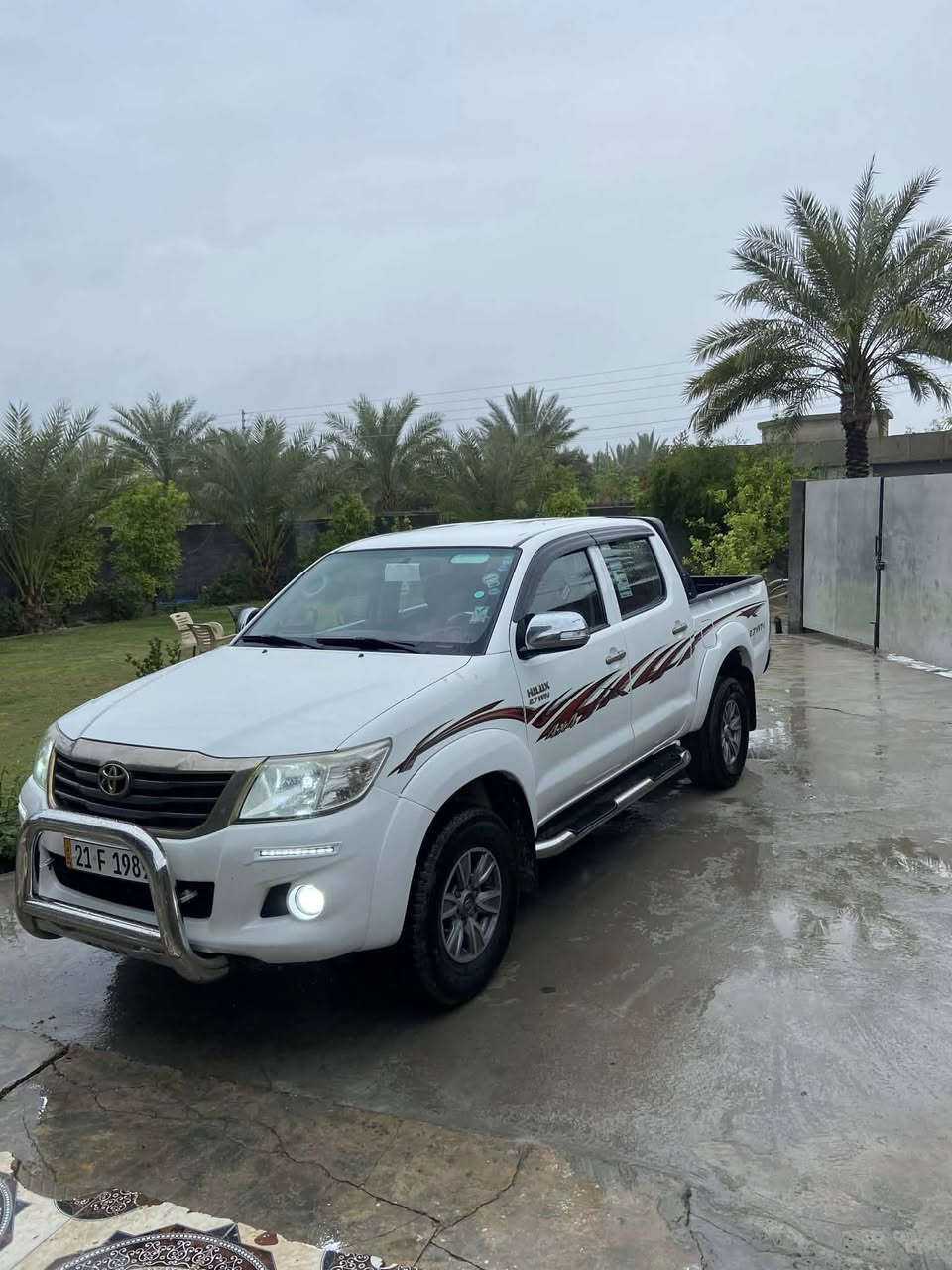 السلام عليكم 
بيك اب تيوتا فور ويل كير عادي 
موديل 2014 سعودي 
رقم سليمانيه تحويل مباشر 
مكفوله عدا بارد قليل بالباب الخلفي 
ماشية 180 الف محرك وكير وصدر مكفول كفاله عامه بدون فتح 
مكاني اطراف بغداد منطقه ابراهيم بن علي 
السعر 220 ورقه وبيها مجال 
الاستفسار ‭***********‬
