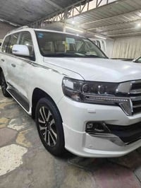 تويوتا لاندكروز مديل 2019 ساز باب أول بحاله الزيرو ماشيه 25 حقيقي وعله...