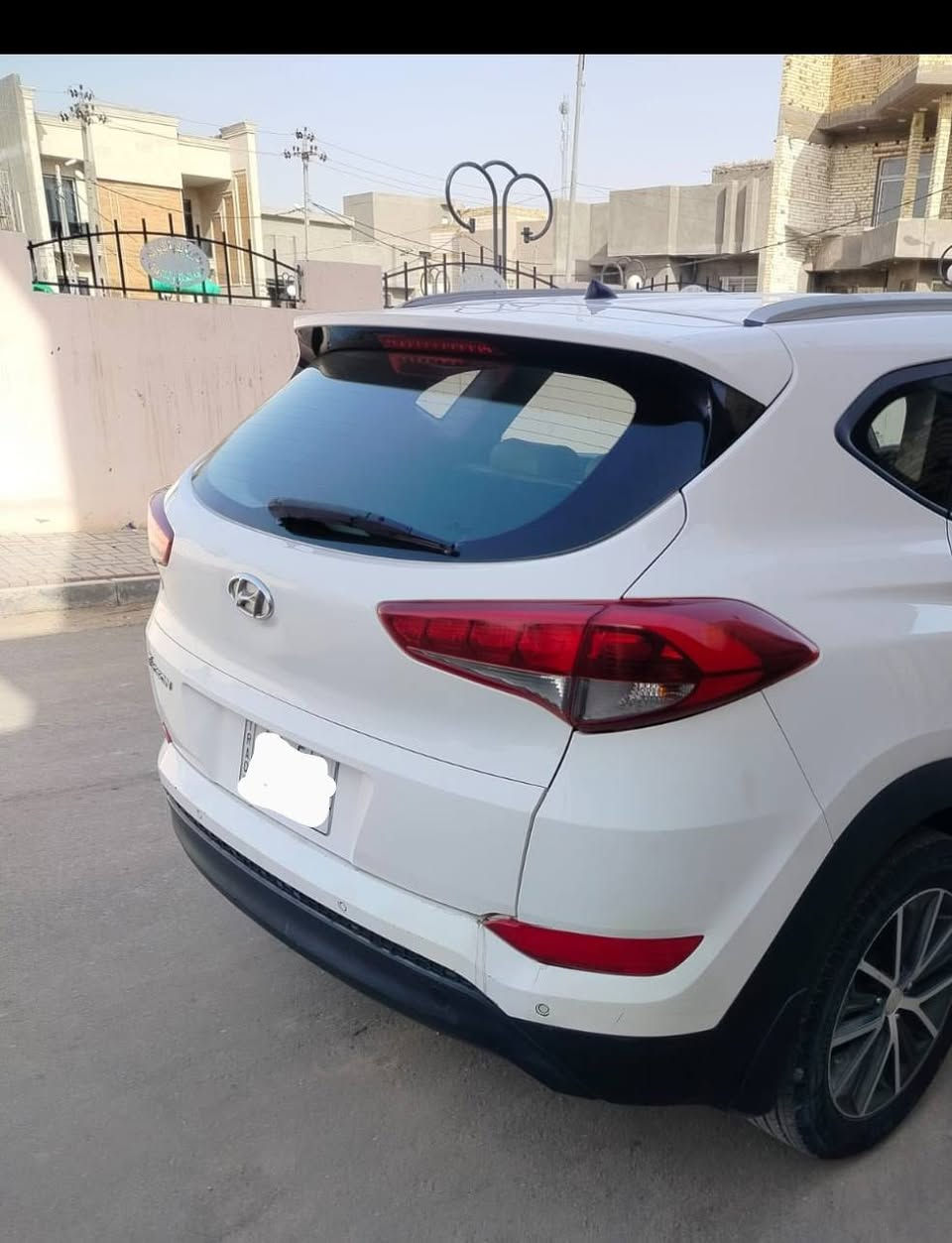 توكسان 2016 خليجي 
محرك 2000
مكفولة كفالة عامة 
ماشية 79000فقط
جاهزة من كل النواحي 
كير ومحرك وتبريد 
 وحدادية وتخم تاير 
بيهة بارد اصبعين فقط 
كما موضح بالصورة 
السعر المطلوب 
166$
غير متوفر على الفيس 
الشراي يتصل ويدلل 
***********
غير موجود على الفيس
