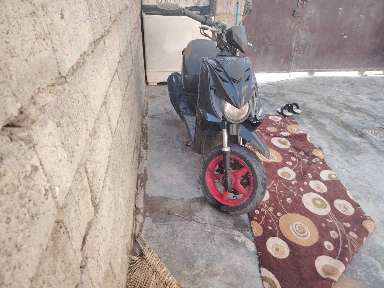 لبيع اي نقص مابيه كامل استفسار  مبايل ***********
