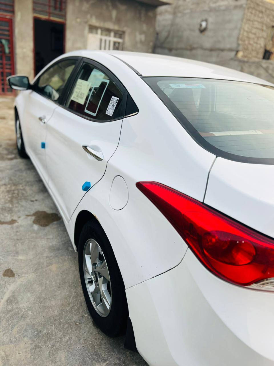 السلام عليكم الانترا 2015 خليجي رقم مثنى انكليزي بأسمي مداور ثاني يوم محرك 2000  بيهه جاملغ ما ابدل بس مفتوح  والدواسات  فقط  السياره خير من الله سونار جديد بيهه 
السعر 125 وبيه مجال قليل جدا الاستفسار اكثر***********
