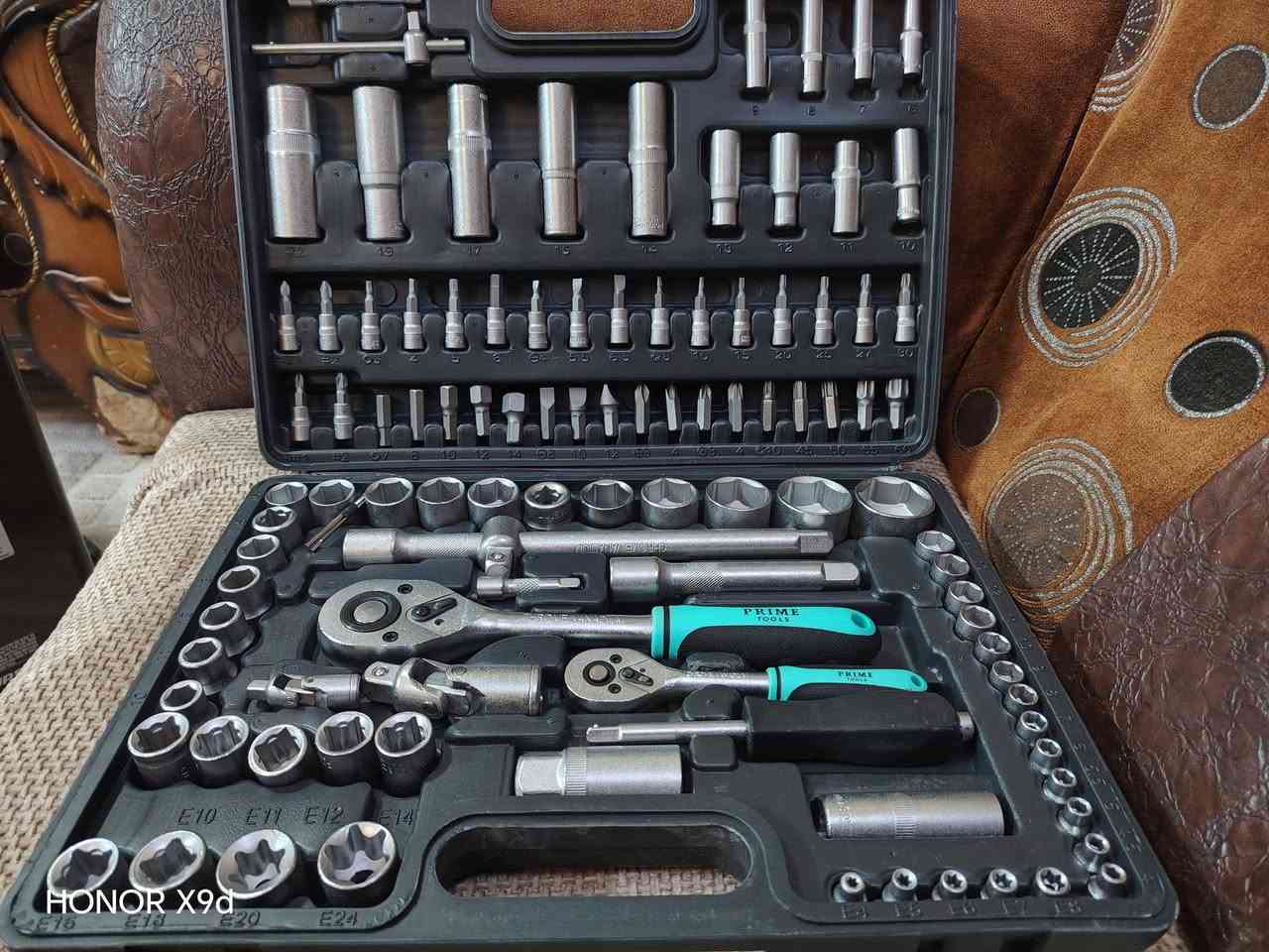 مدري اكول سيت لقم مدري سيت درنفايس 
عمي عده كامله شامله 104 قطع باله اوربيه 
40 الف والتوصيل مجاني 
#عدد #صيانه #لقم #سيارات


**إذا كنت صاحب هذا الإعلان وتريد حذفه لأي سبب، رجاءا أرسل رسالة إلى الدعم الفني**