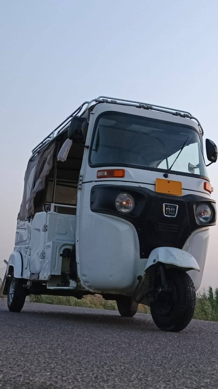 سلام عليكم تكتك موديل 21للببع كشر فقط بارد بل لغد. مكينه مجفته شركه مداور ثاني يوم سعر ب 5 ونص قفل شراي اتصل ***********
