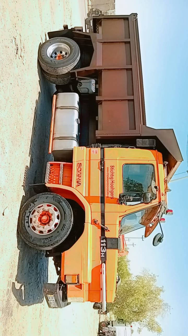 السلام عليكم سكانيا البيع
***********
