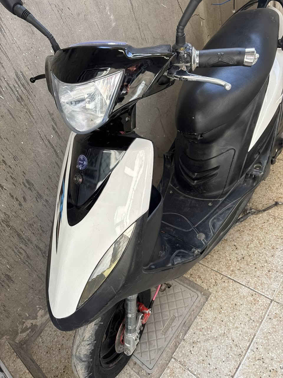 السلام عليكم شباب
دراجة ماكس عدلة 
نظافة تخبل مكينة ممفتوحة واخذتها من صديقي مشتريها رمبة 
رايدها ب 650 وبيها مجال للطيبين 
مكاني الشعب


**إذا كنت صاحب هذا الإعلان وتريد حذفه لأي سبب، رجاءا أرسل رسالة إلى الدعم الفني**