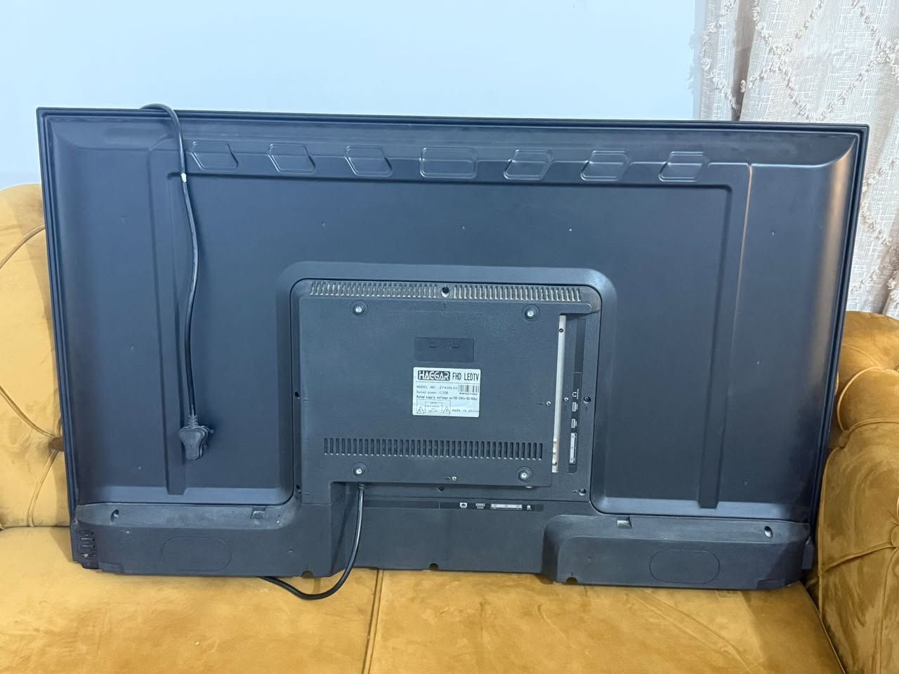 شاشه هاير تحكم يوتيوب وآي فاي وقنوات كيبل hd وفيش للبيع السعر 125 للاستفار ***********
