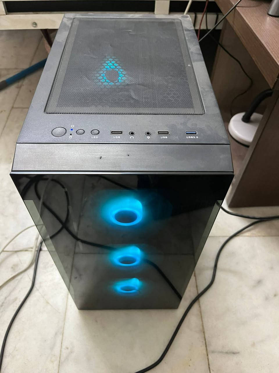 تجميعة للبيع
intercore i5-10400F معالج 
NVIDIA RTX3060 12GB كرت شاشه
PRIME H510M-E مذربورد
16GB DDR4 3200 رامات 
SSD SATA 1TB هارد
HHD 1TB هارد 
SSD NVMe 128GB هارد
شاشه منحنية 
sonic view 144هرتز 
1ms mode 
Full HD 
كرسي كيمنك
 وسماعة  كيمنك
وكيبورد ميكانيكي jertech
 وماوس red dragon 
الحاسبه كامله مكمله
المكان بغداد الحرية 
السعر مليون و150
للاستفسار 
‪0781 816 2379
