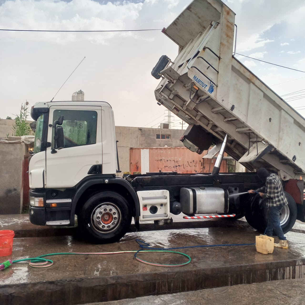 سياره سكانيه تك كلاب سياره2007سياره مكفوله كفاله عامه الرقم ‭+964 781 893 7786‬ //‭0773 985 2166‬
