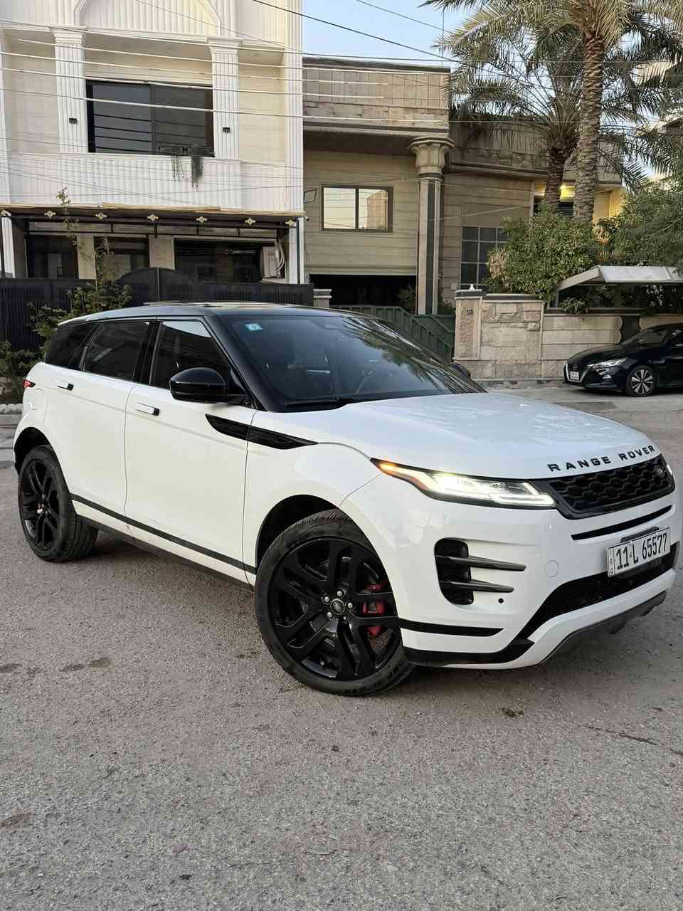 بسم الله توكلنا على الله 
🚘 رانج روفر إيفوك 2023 – تجمع الفخامة والقوة في سيارة واحدة!
✨ إذا كنت تبحث عن سيارة راقية، حديثة، وثابتة على الطريق… الإيفوك هي خيارك رقم واحد.

🔹 موديل: 2023
🔹 حالة: وكالة / نظيفة جداً / بدون صبغ 
🔹 المحرك: تيربو اقتصادي بالقوة المطلوبة
🔹 القير: أوتوماتيك سلس
🔹 فتحة سقف بانوراما
🔹 كشنات جلد – تبريد وتسخين
🔹 شاشة لمس كبيرة – نظام ملاحة
🔹 كاميرات 360 – حساسات أمامية وخلفية
🔹 دفع رباعي ذكي لجميع الطرق

💥 سيارة مناسبة للمدينة والسفر… فخامة وراحة وثبات وأمان عالي جداً. فول 1/1
رقم بغداد تقريبا مميز ✨

الموقع بغداد حي الجهاد
السعر 287
مهندس عبدالله
***********
