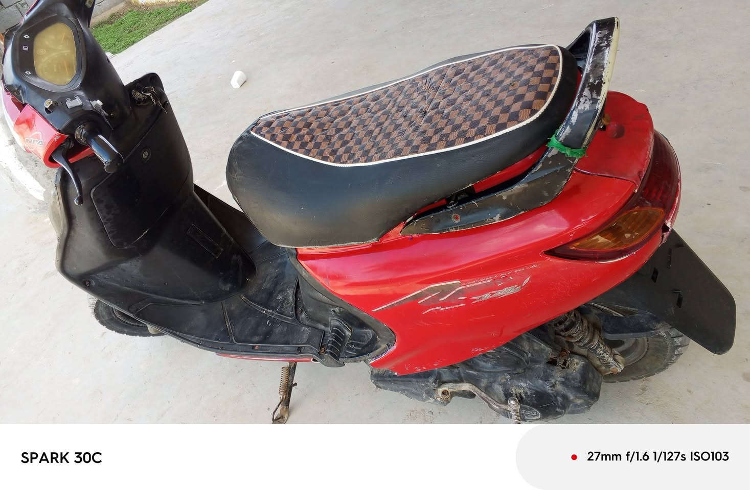 اسلام عليكم
فراشه للبيع  نضافه كامله محرك نضيف دراجه نضيفه كهربائيات شغاله كله بگ لايت شغال السعر مناسب 230 وبيه مجال للشراي  (***********) هذا رقمي بي وتساب
