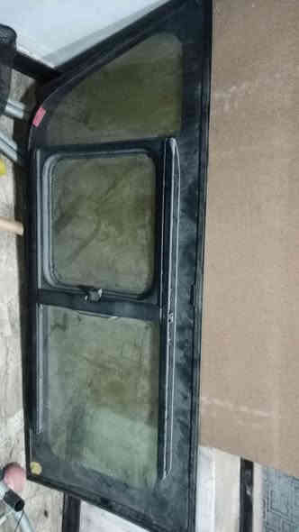 سلام عليكم 
جامة باب اسلايت هايسه ابلاديه للبيع سعر 350 قفل مكان بغداد 
***********/***********
