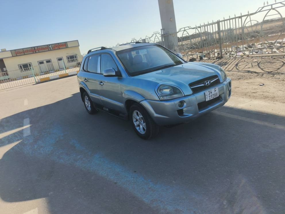 توسان خليجيه موديل2009(السعر85)
(***********)محرك٢٠٠٠دوش وكير كفاله بيها طخه جاملغ خلفي خفيفه كلش تبريد ثلج حداديه جديده تخم تاير جدد كهربايات كلها شغاله رقم بصره نكليزي السنويه لغايه28
عنوان السياره البصره *********** البصرة, العراق
