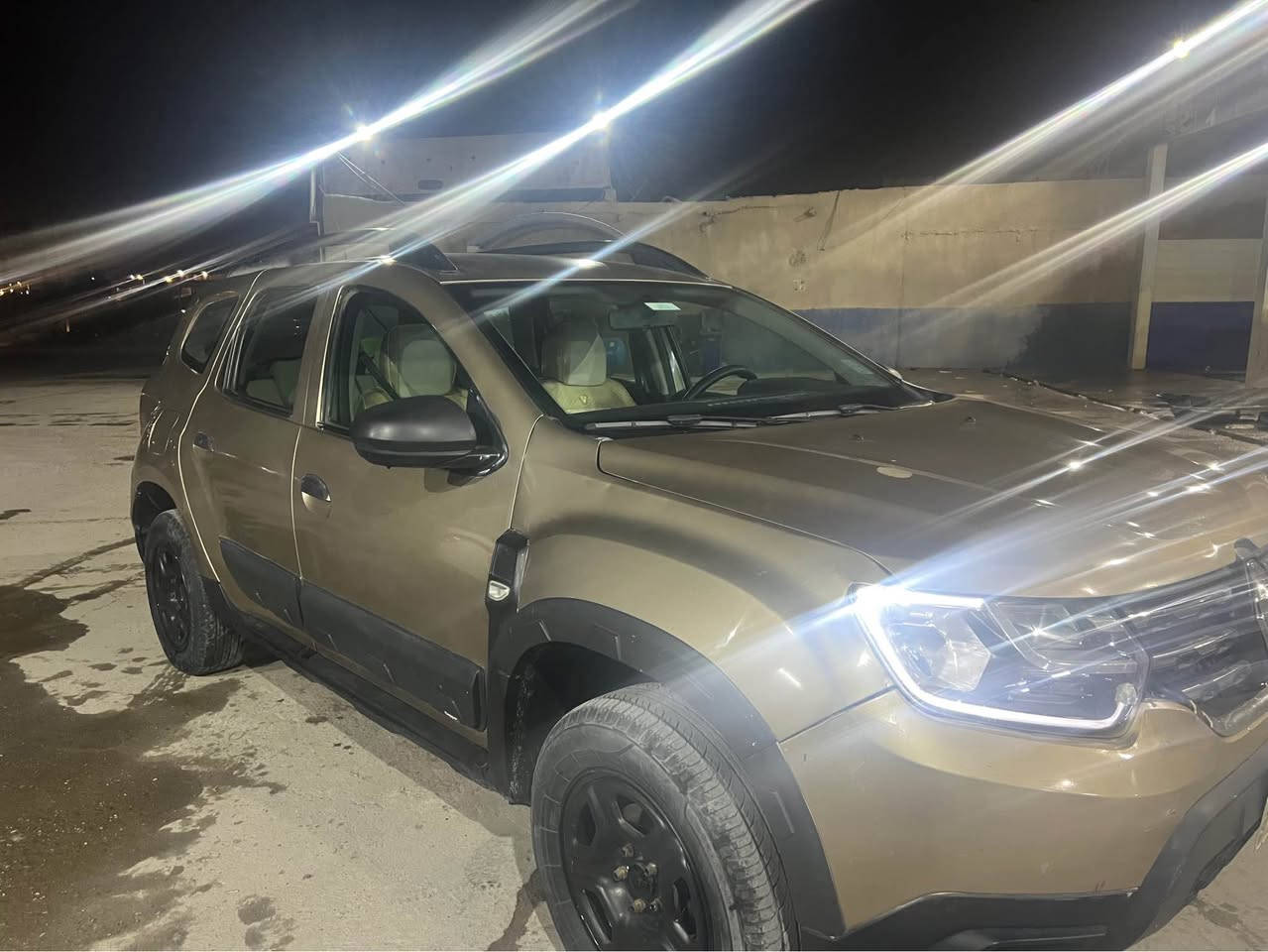 السلام عليكم رينو داستر للبيع مديل ١٩ بصره سنويه  بسم صديقي شرط تحويل ،مكينه كير  مكفول. خليجي استلام شركه  
بيها حادث صندوق  وتبديل بنيد 
تخم تاير حداده    
جاهزه السياره
السعر ٦٥

المكان البصره الزبير
*********** البصرة, العراق
