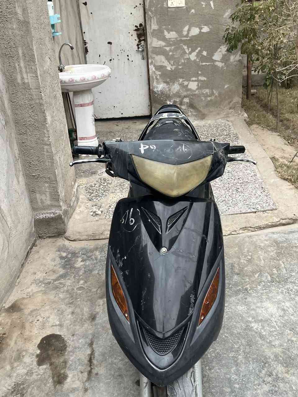 السلام عليكم ماكس 140 بيها ملاحضات قليله دراجه شغاله 
خير من الله السعر 250 عنواني حي اور - سبع قصور 
***********
