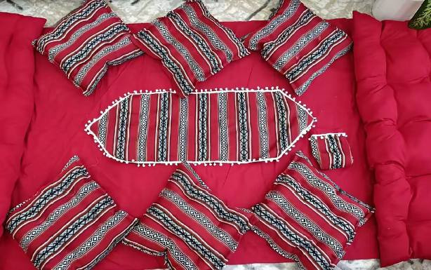 خياطة وتجهز الجلسات الرمضانيه والسفرات والموديل يكون حسب طلبكم للاستفسار ***********
