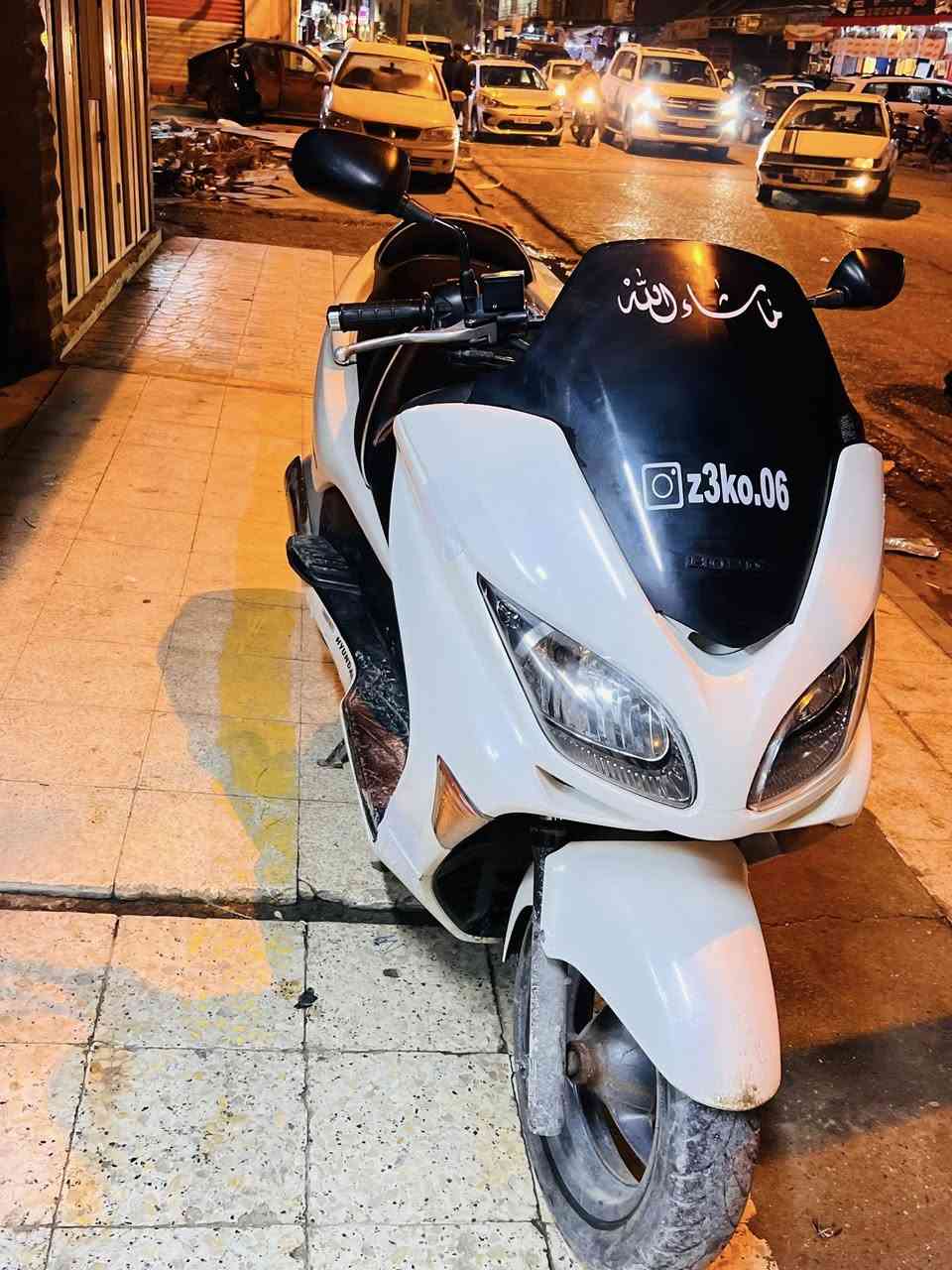 فورزا للبيع يرهم مراوس
09كرستال ماطور خير من الله مكينه شرط ما مفتوحه اشاير لايتات كلها شرط ماطور معدل طلقه بس تحريكه كلجات تعبانه سعر ٨٣٠ عنوان موصل حي ١٧تموز ***********واتساب هم موجود
