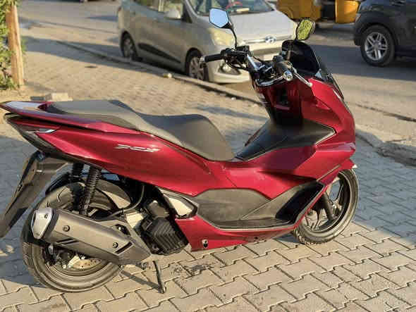 سلام عليكم بسي اكس جيل 4 يابانيه دراجه رمبه رمبه رمبه نضام ABS مانع نزلاق دراجه ماشيه21 الف دراجه بعدهي بحاله الوكاله اوراق المزاد كامله موجودا جديدا بس شراي يتصل خوان مو شراي لا يخابر فدوه مكاني بغداد الشعب سعر خاص ***********
