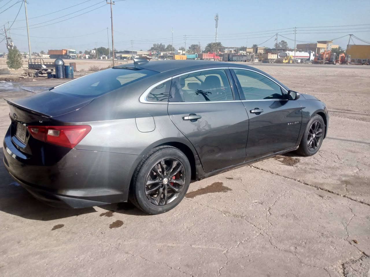 السلام عليكم ماليبو 18 ماشيه 134الف رقم انكليزي كربلاء بسمي السياره حالين بالكوت
حادثها بأمريكا بس دعاميه وبالعراق الباب خلف السائق فقط 
بيع او مراوس 
السعر اتصل وتدلل ***********
