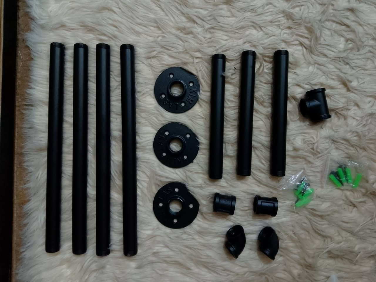 متوفر تعليك ملابس بوري 3/4 انج ثقيل مع الملحقات كاملة
موجود 2 سيت


**إذا كنت صاحب هذا الإعلان وتريد حذفه لأي سبب، رجاءا أرسل رسالة إلى الدعم الفني**