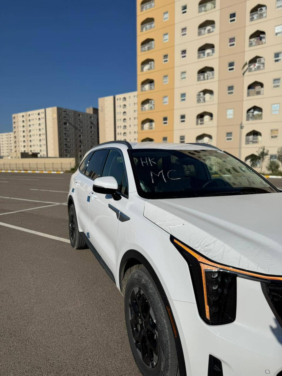 السلام عليكم 
كيا سورنتو موديل 2025 وارد أمريكي كفاله عامه 
السياره صفر كلو متر دخول جديد محرك 4 سلندر
موصفات نص فول S  تقرير غرق الدوسه 
مرقم وجاهز رقم بغداد بسمي 
***********
