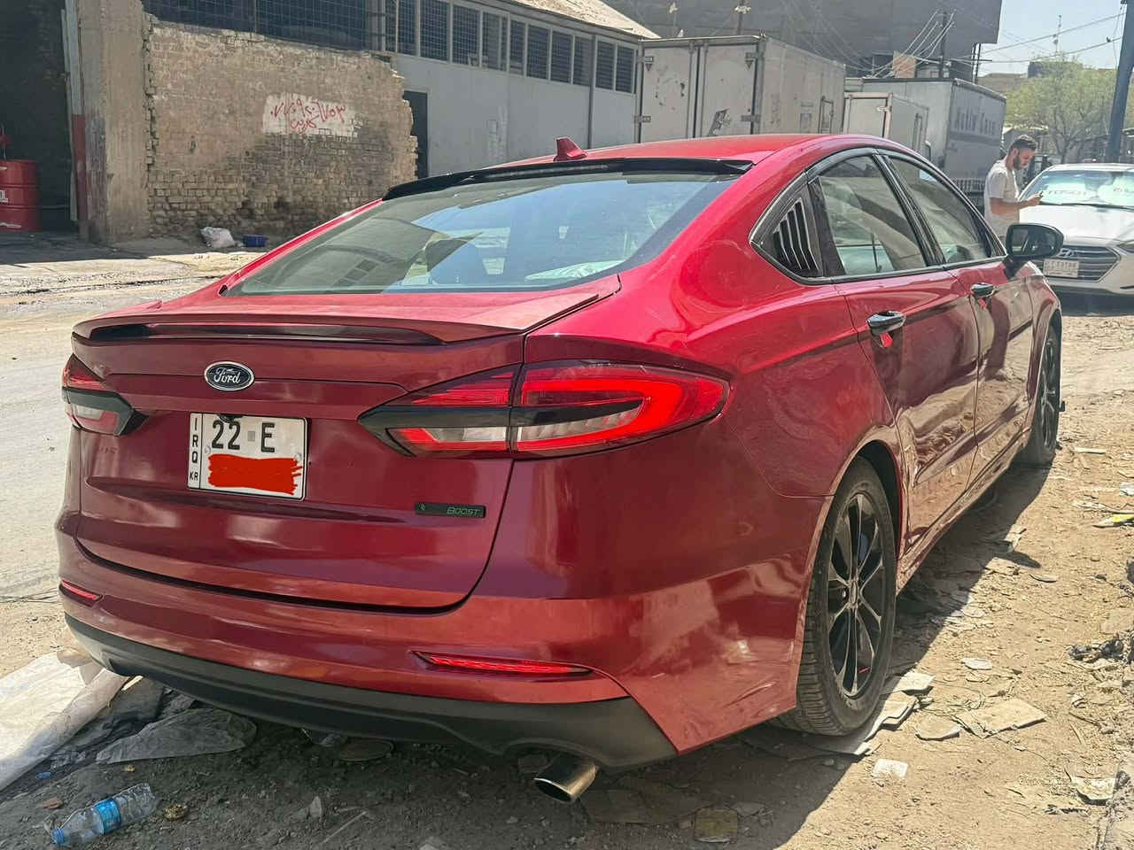 السلام عليكم
فورد فيوجن ٢٠٢٠ رقم اربيل سنويه هزه جديده

السيارة ماشيه ٥٧ الف ميل  حادث فقط قبق الجنطه بدون ايرباك  فقط حادثها كلش حلو وخفيف  حجم المكينه ١.٥ تيربو 

مواصفاتها 

شاشه جبيره 

عداد ديجتال رادار امامي ورادار جانبي وخلفي فول تحكمات ستيرن اوتو. ستوب هاند بريك بصمه نقطه عمياء حساسات خلفيه قياده ذاتيه حساس تصادم اوتو بريك توقف ذاتي مري تعتيم ذاتي  كشن كهرباء مخمل قطعتين تبريد مناخ منفصل  تشغيل عن بعد وإطفاء ذاتي  فول لايت led عالي ناصي والبلوجكترات  بك لايت ليد أشار ترحيب خلفيه كاميرا. 

وبعد كومه مواصفات 

والسياره كلش نظيفه وجديده ومصروف عليها هواي كلها بلاك أدشّن بطاريه جديده ضمان سنه 

تخم تاير جديد انتاج ٢٠٢٥ 

السيارة بيها بصمتين  اصليه وكلش نظيفه وجديده 

وكل الصيانات مالتها بشركه الكاصد فورد العراق 

مكان السيارة بغداد باسمي تريد تحويل تريد وكاله حاضر 

سعر السيارة ١٣٤ وبيها مجال 

رقم صاحب السياره *********** اتصال او واتساب 

مكلف بالنشر
