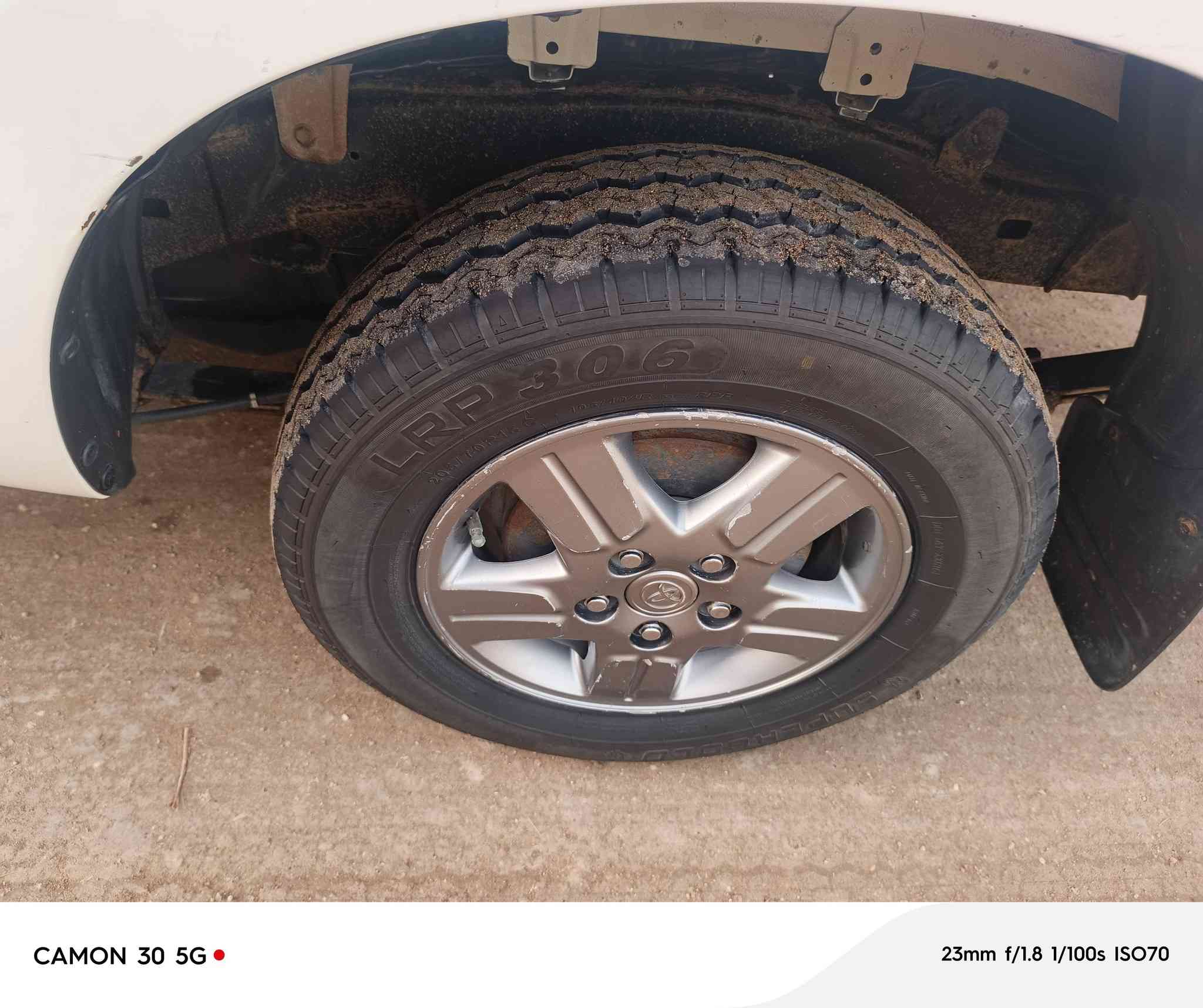 السلام عليكم للبيع  بيكم هايلوكس مديل 14 فول مواصفات رقم بابل تحويل ثاني يوم السياره كفاله عامه بيه بس باردات و مامصلحات مكان السياره كربلاء طوريج. الشراي يتقدم وبيه خير ويدلل السعر اتصل علئ رقم
***********))) ***********))))
