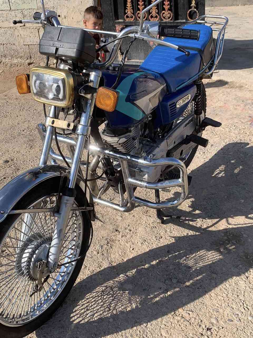 السلام عليكم دراجه ايراني 2020 دراجه نضيفه خير من الله  مابيهه كل نقص 
مكاني بغداد جسر ديالئ تقاطع النهروان 
السعر 380وبيهه مجال 
هــ***********
