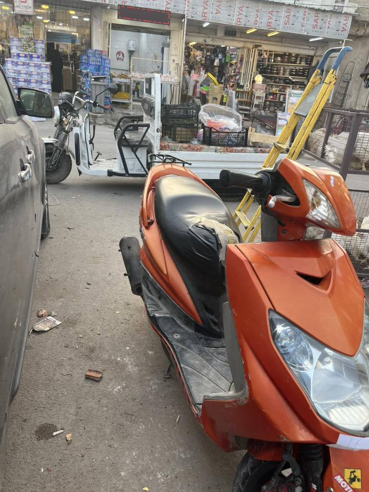 سكني فحل ياباني كابريتر 
دراجه خير من الله كلجات رياضي بلاديات صالنصه رياضي كهرباىيات شغاله كلوب زنون 
الله شاهد دراجه ما بيه أي نقص باتري جديد جلاتيني شرط تأخذها متوكفك بشارع 
السعر 700 وبيه مجال 
عنواني بغداد قاهرة 
الرقم ***********
