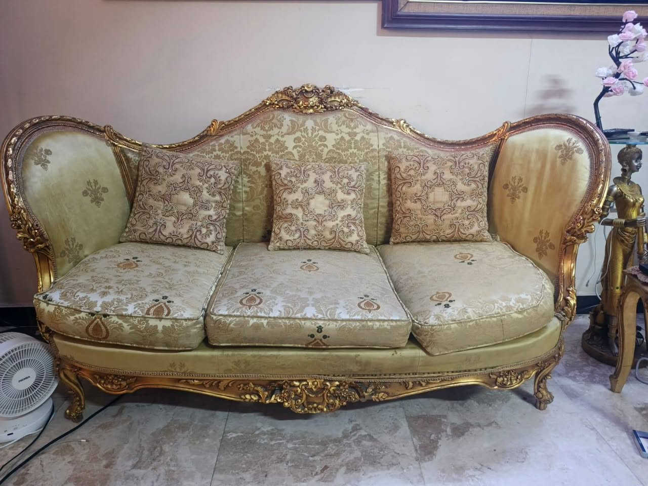 للبيع تخم ديمياطي زان مصري 10 مقاعد


**إذا كنت صاحب هذا الإعلان وتريد حذفه لأي سبب، رجاءا أرسل رسالة إلى الدعم الفني**