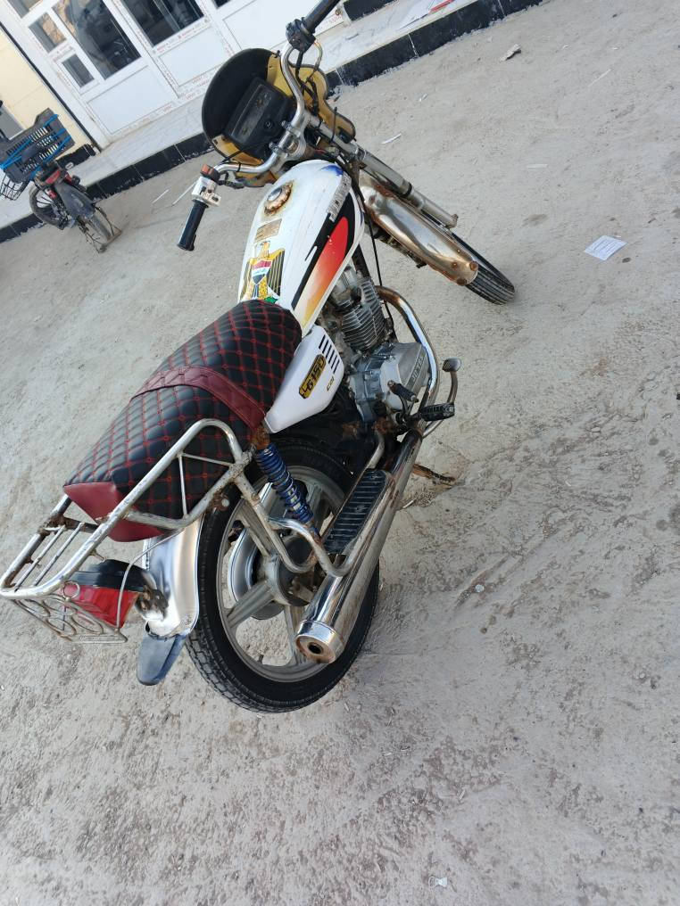 سلام عليكم دراجه للبيع مكانه تقاطع القدس دور زراعه سعره ٢٧٠ تواصل عله رقم ‏‪***********‬‏
