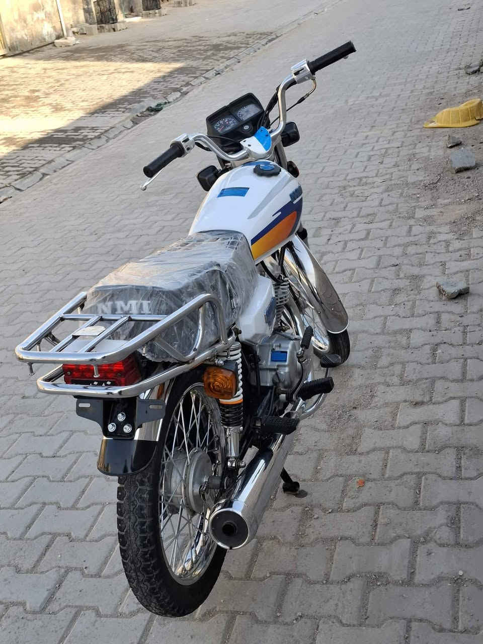 سلام عليكم دراجه نامه 22للبيع شاصي ارشه 19 دراجه ما مفتوح كهربايات كامله سعر خاص***********
