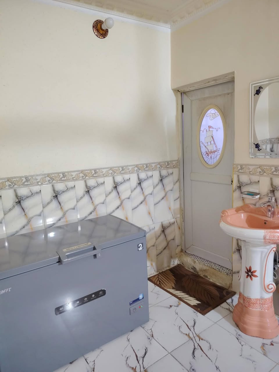 مشتمل للبيع المساحه 120م عكادة حي النور شارع ابو زهراء المضمد السعر 80 وبي مجال قليل للاتصال على الارقام ***********...***********
