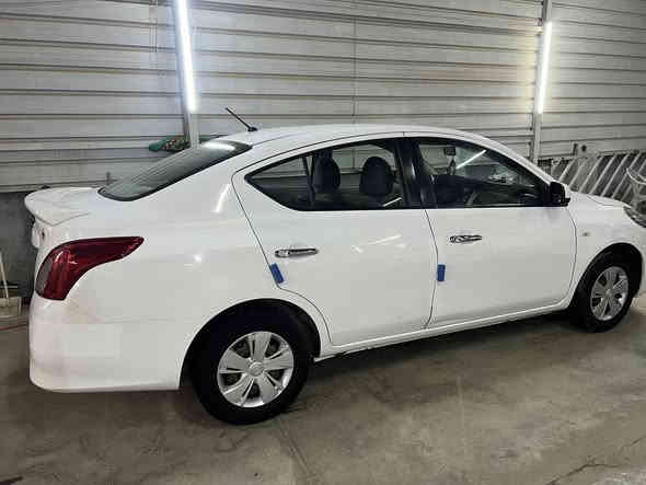 نيسان صني هندي 2020  بدون صبغ بسمي شرط تحويل دفتر بانزين بيها ماشيه ١١٣سنوية جديد هزه جديد مواصفات معروف سونار داخل منشور شراي تعال تدلل سعر 114
***********
