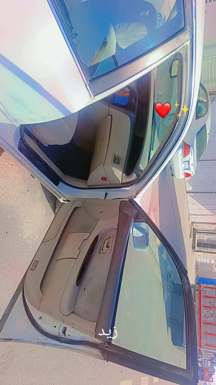 سلام عليكم افلون مديل 2002السياره نضيفه حداديه نص عمر محرك كفاله الكير نضيف رقم بصره مداور تبريد شغال يرادله ترتيبات السياره مكانه نجف*********** سعره 63وبيه مجال
