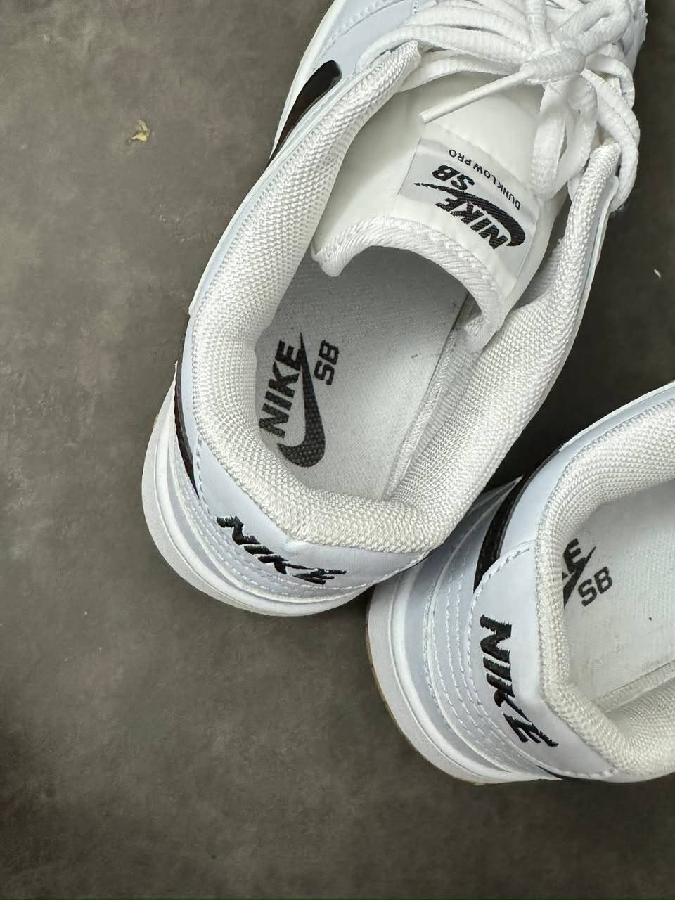 نظافه 99💯
نايك فيتنامي
قياس 41


**إذا كنت صاحب هذا الإعلان وتريد حذفه لأي سبب، رجاءا أرسل رسالة إلى الدعم الفني**