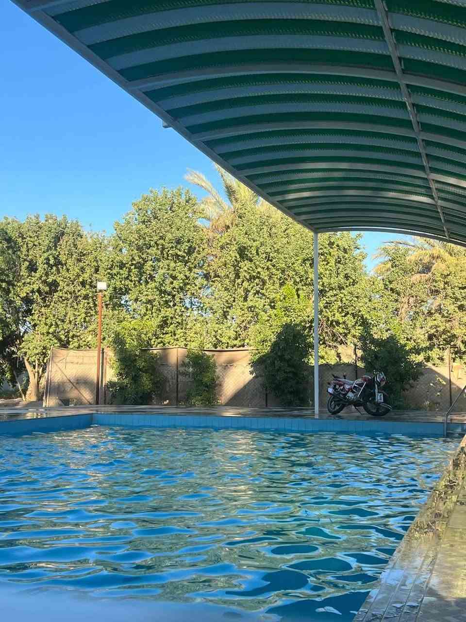 السلام عليكم  📍موقع بلد
يتوفر لدينا حجز مزرعه طيلة ايام الاسبوع 🌴🌳

⭕️ يوجد لدينا نظام شفتات
-يبدا الشفت النهاري من الساعة 10 صباحا الى الساعه 6 مساءاً
-يبدا الشفت المسائي من الساعة 8 مساءاً الى الساعة 8 صباحاً
📍للحجز و الاستفسار يرجى الاتصال على الرقم التالي:
***********
